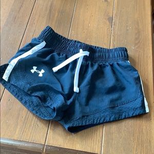 Girls YXS Under Armour shorts